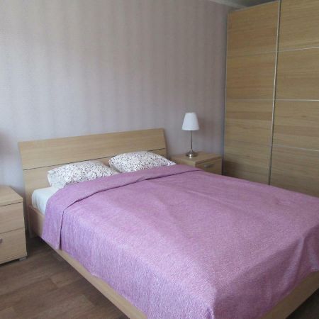 Family Apartment Рига Экстерьер фото