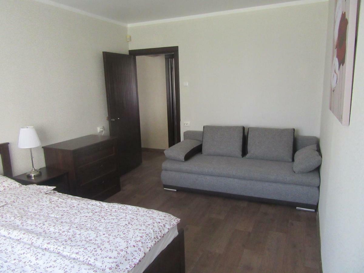 Family Apartment Рига Экстерьер фото